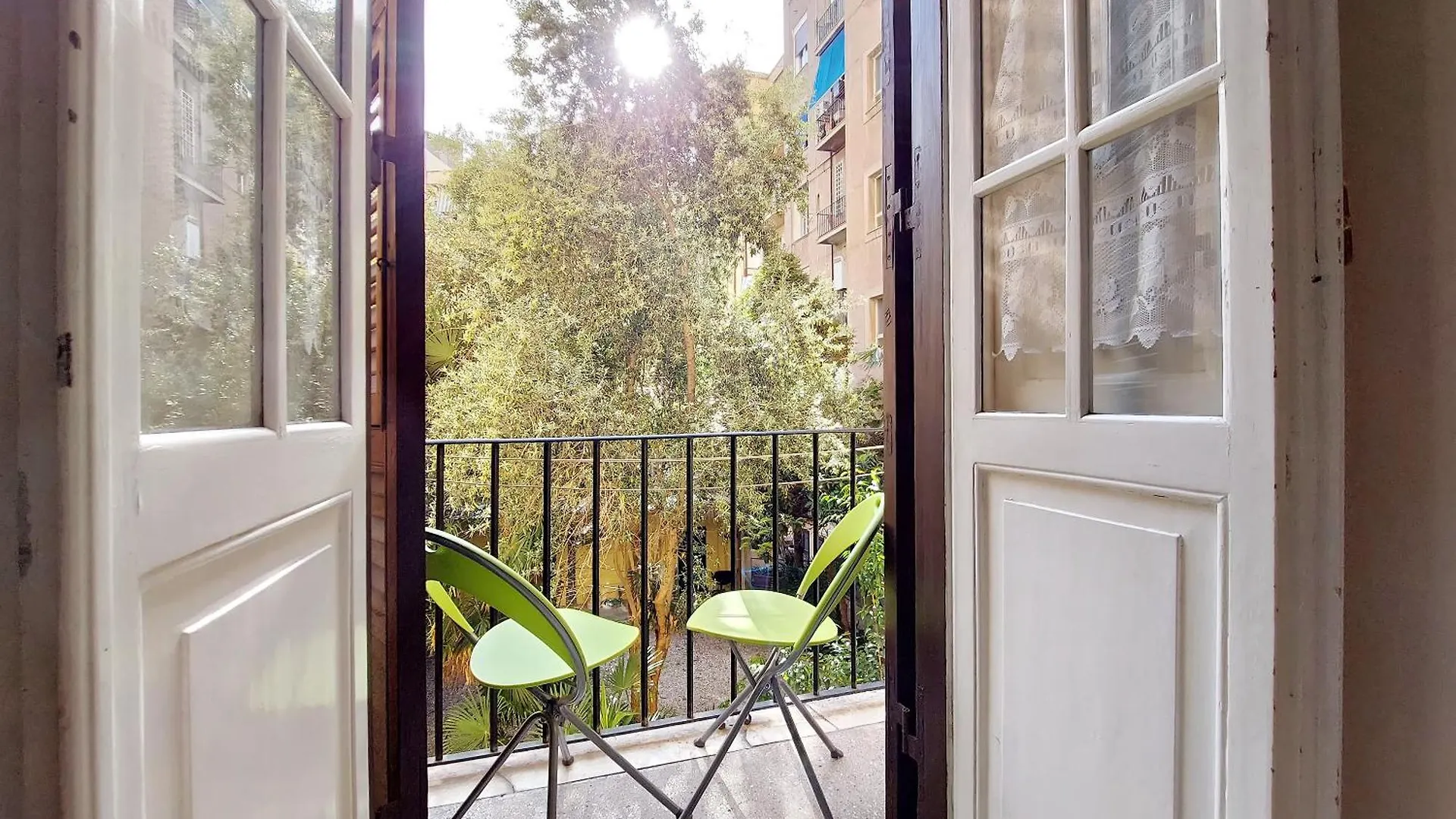 At The Vatican Ottaviano 2 Bedrooms 2 Baths Rzym Włochy